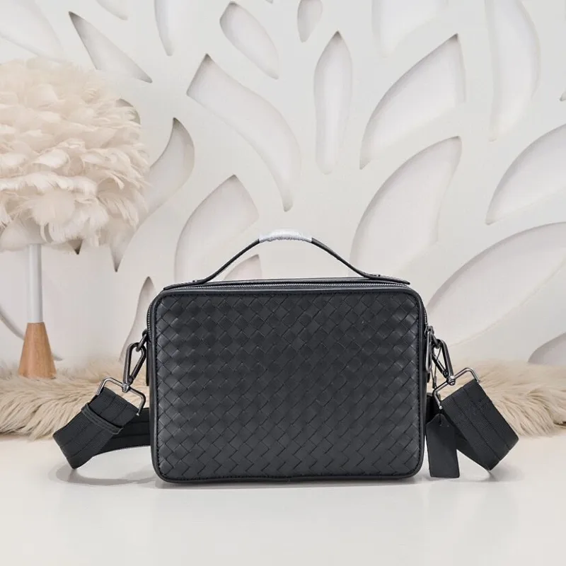 All categories 💚 Top version men’s bags 💚 BV 2024 new BV crossbody bag